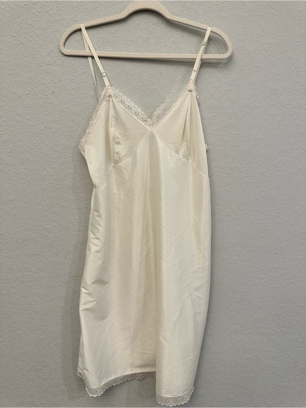 Vintage Kayser Classic Cream Lace-Trim Slip Dress - Women's Intimates size 38